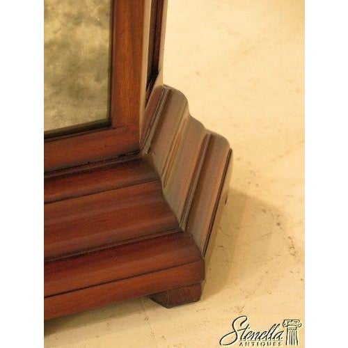 Hollywood Regency 1990s Eglomise Hollywood Regency Style Mirrored & Mahogany Stand For Sale - Image 3 of 8