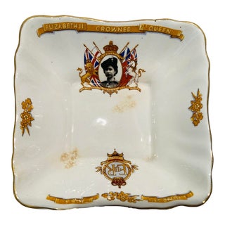 Queen Elizabeth II Coronation British Collector Porcelain Bowl England 1953 For Sale