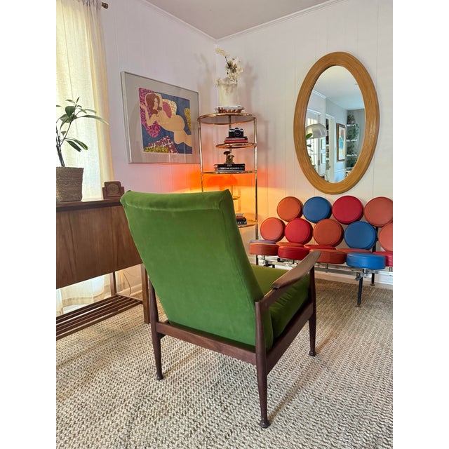 A Mid Century Modern Lounge Chair From Guy Rogers’ Iconic “Manhattan” Line, Made in the Uk, Circa 1960s For Sale - Image 10 of 12