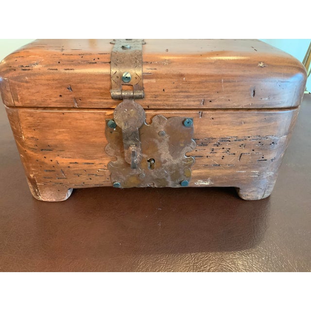 Wood 1900s Hand Forged Vintage Wormy Chestnut Hinged Wooden Box For Sale - Image 7 of 8