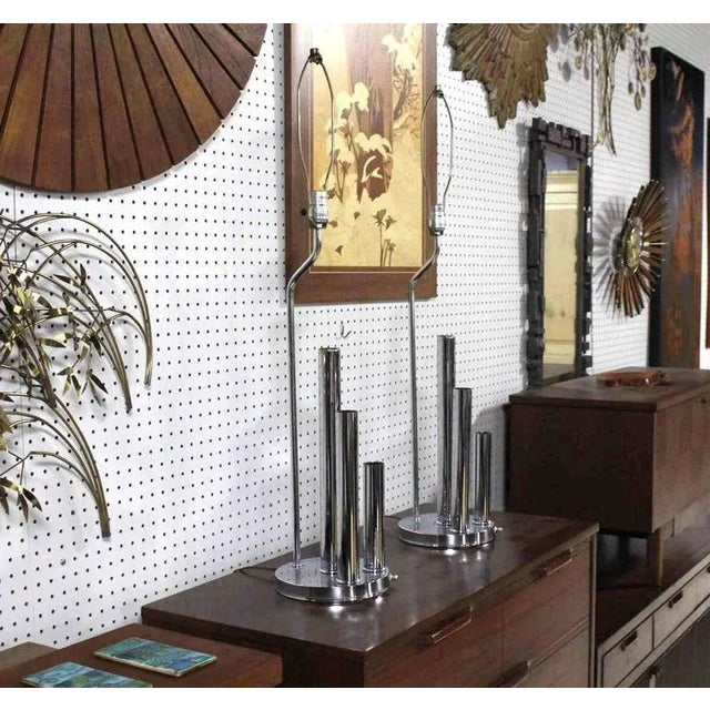 Pair of very nice Mid-Century Modern chrome table lamps. Perfect for a modern home.