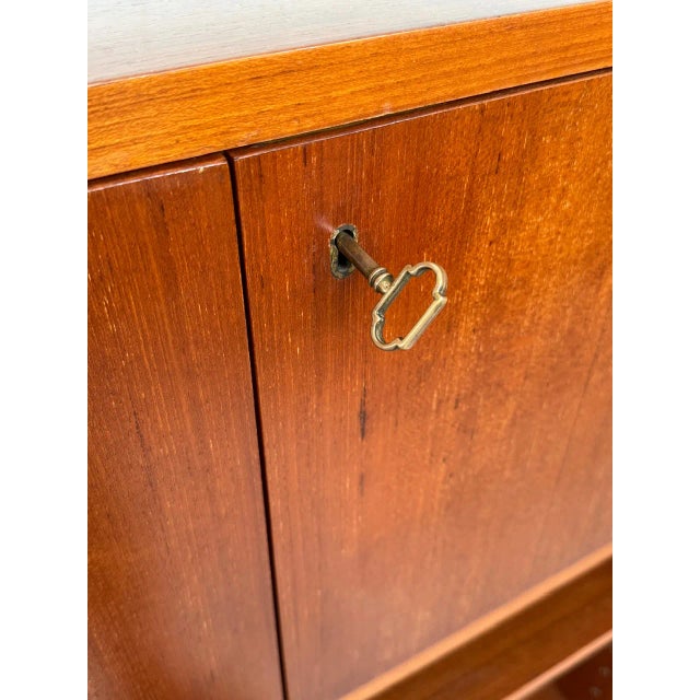 Vintage Italian Teak Bookcase, 1960s For Sale - Image 9 of 16