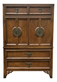 Example of Dixie Dressers and Chests of Drawers