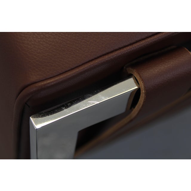 Barcelona Chair in Brown Leather by Ludwig Mies Van Der Rohe for Knoll International For Sale - Image 12 of 14