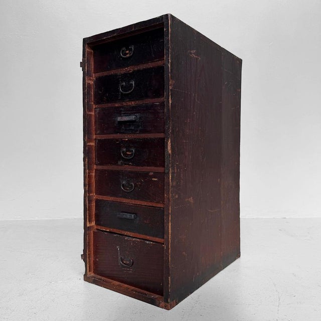 Antique Japanese Gyōshō-Bako Carrying Cabinet with 7 Drawers, 1870-1890 For Sale - Image 13 of 16