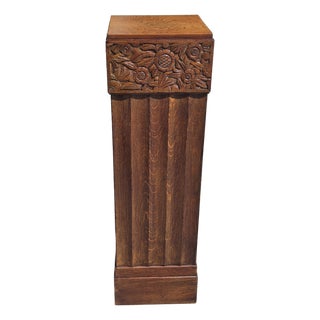 1920s French Art Deco Pedestal Oak Hand Carved Deco Flowers For Sale