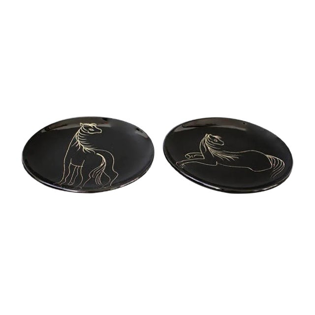 Mid-Century Ceramic Plates with Stylised Horses by Atelier Cerenne, 1950s, Set of 2 For Sale
