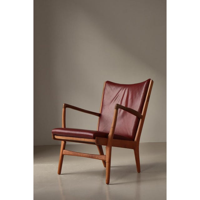 Scandinavian Modern AP-16 Lounge Chair in Oak and Leather attributed to Hans J. Wegner for A.P. Stolen, 1950s For Sale - Image 18 of 18