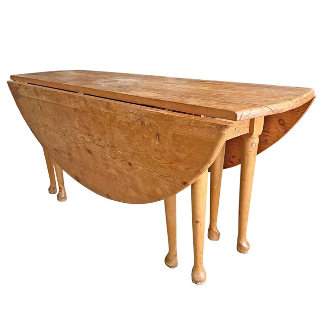 20th Century English Scrub Pine Dropleaf Gateleg Dining Table For Sale - Image 4 of 18