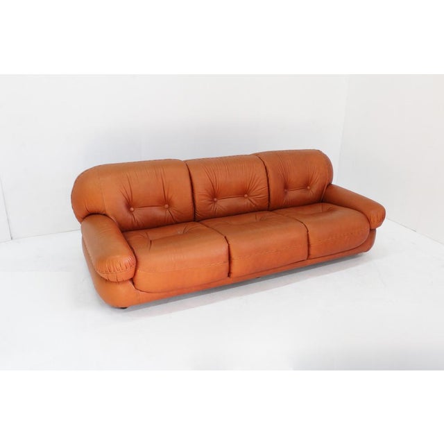 Animal Skin Vintage Italian Sapporo Sofa in Cognac Leather Mobil Girgi, 1970s For Sale - Image 7 of 11
