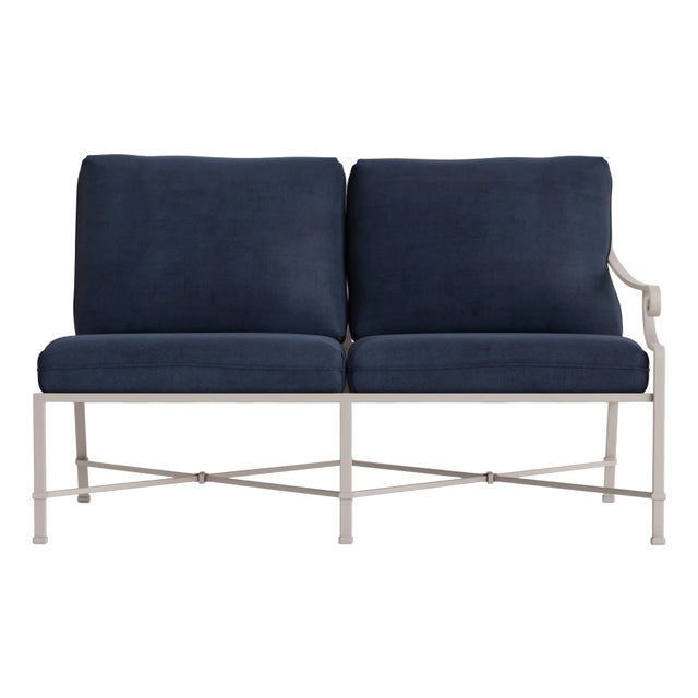 Brown Jordan Venetian Right Arm Loveseat, Dove frame with Fusion Neptune fabric For Sale