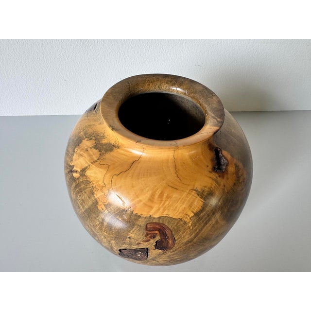 1980s Vintage Hand-Carved Buckeye Burl Wood Vase by Jim Vander/Sold For Sale - Image 5 of 9