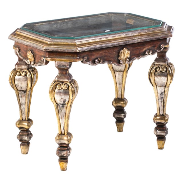Portuguese Side Table in Carved and Gilded Wood For Sale