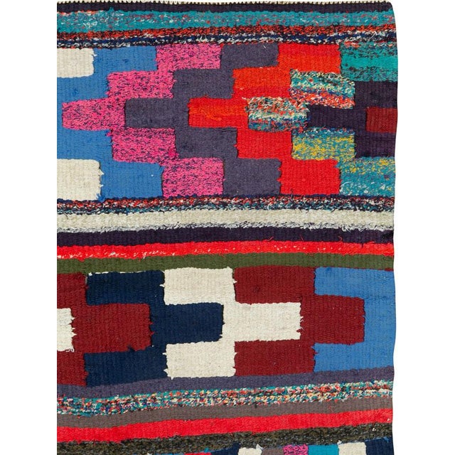 Tribal Galerie Shabab Collection Mid-20th Century Persian Flatweave Kilim Rug For Sale - Image 3 of 10