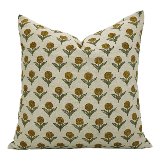 Fabdivine Hand-Block Printed Decorative Cushion Cover 22x22 Inch- Genda Pushp For Sale