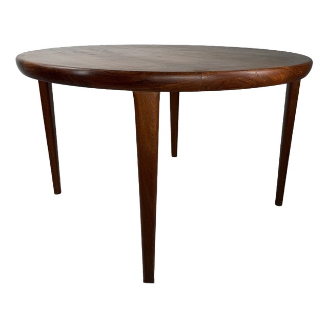 Vintage Danish Extendable Teak Dining Table from VV Møbler, 1960s For Sale