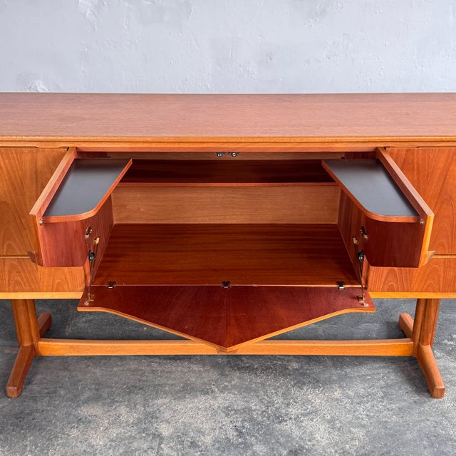 Wood Teak Envelope Sideboard from McIntosh of Kirkcaldy, 1970s For Sale - Image 7 of 16