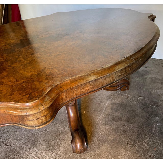 19thC Walnut Burl Veneer Serpentine Top Coffee Table With Floral Ormolu Detailed Base For Sale - Image 12 of 12