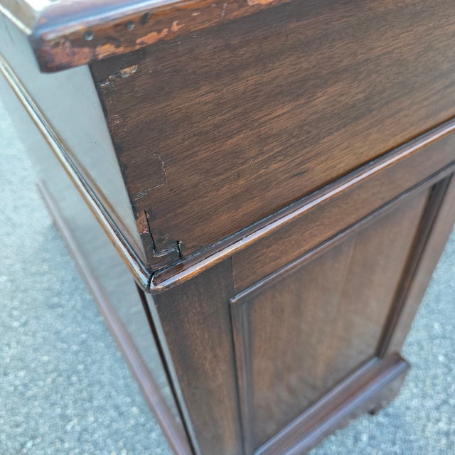 Antique Early 19th Century English Georgian Mahogany Partners' Desk With Green Leather Writing Surface, [54"w X 35.5"d X 30.5"h] For Sale - Image 16 of 18