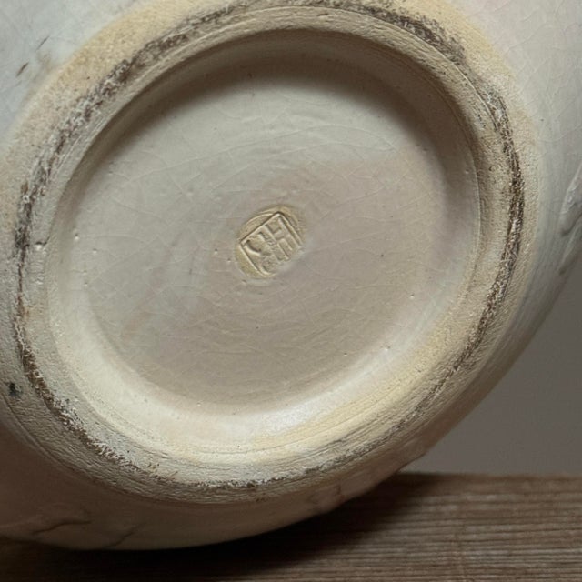 Vintage Japanese Postmodern Vase With Green/Blue and Red Crackle Glaze Detail, Signed For Sale In Philadelphia - Image 6 of 6