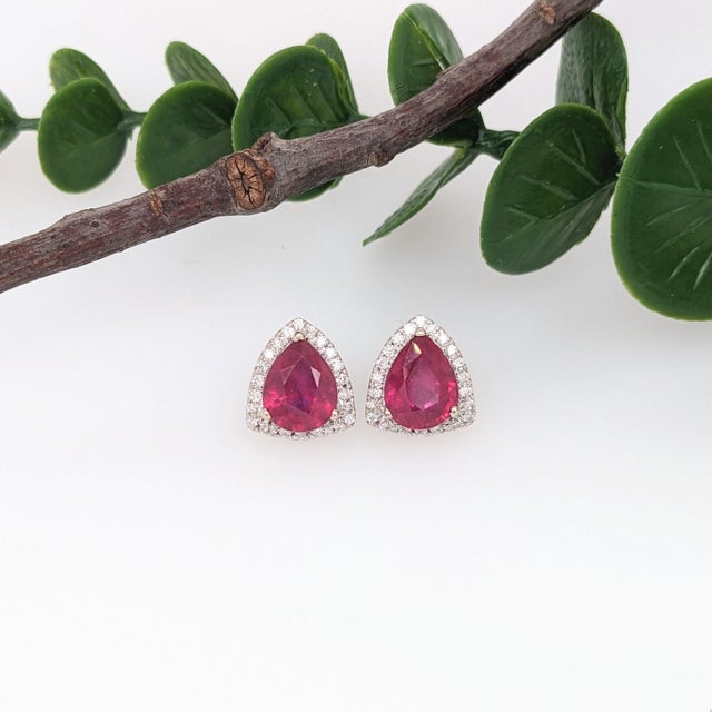Modern Madagascar Ruby Stud Earrings With Earth Mined Diamonds: Solid 14k Gold, A Pair For Sale - Image 3 of 6