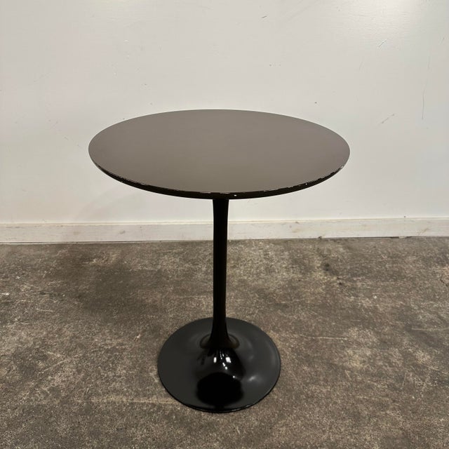 Mid Century Modern Burke Round Tulip Bistro Table For Sale In Cleveland - Image 6 of 12