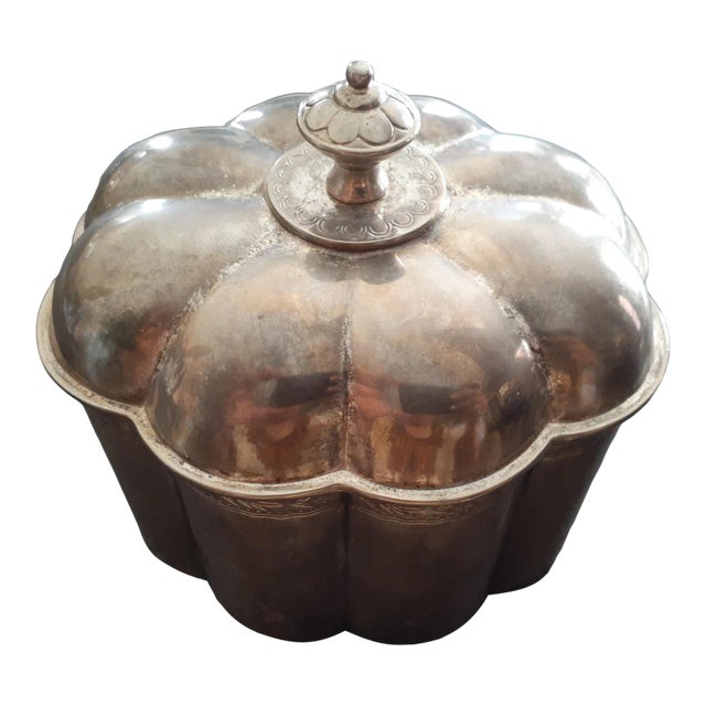 1994 Godinger Silver Scalopped Velvet Lined Jewelry Casket For Sale