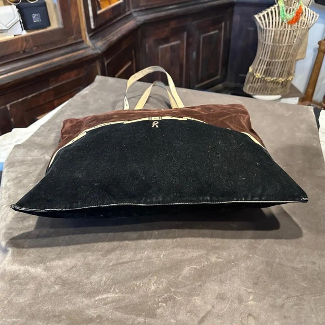 Brown 1980s Vitage Suede Fabric Tote Bag by Roberta Di Camerino For Sale - Image 8 of 14