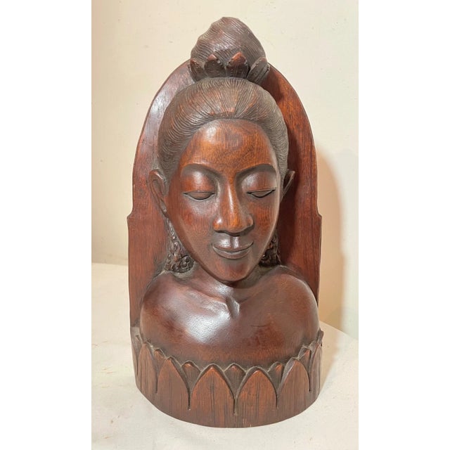 Figurative 1940s Hand Carved Balinese Indonesian Bali Lady Bust Wood Carving Sculpture For Sale - Image 3 of 13