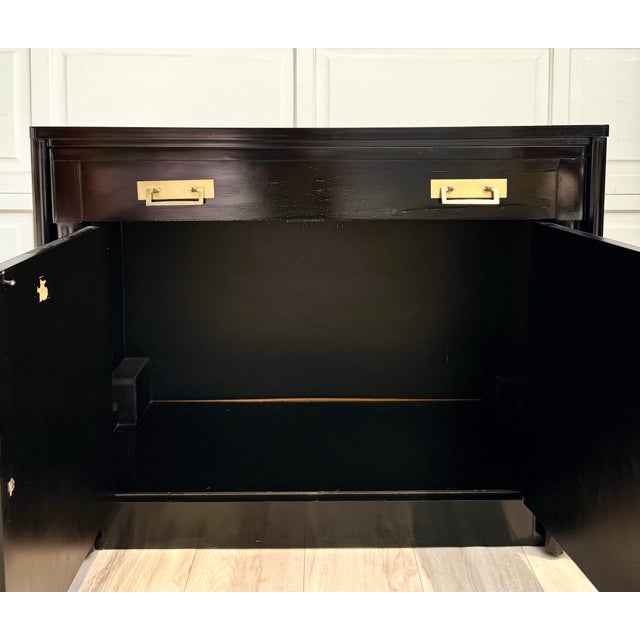 Mid-Century Black Lacquer Chinoiserie Convertible Dining Table Cabinet For Sale - Image 10 of 15