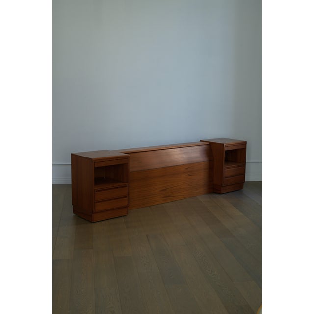 Peter Graves Sorensen for Torring Design Queen Size Headboard and Nightstands, 1970s For Sale - Image 11 of 11