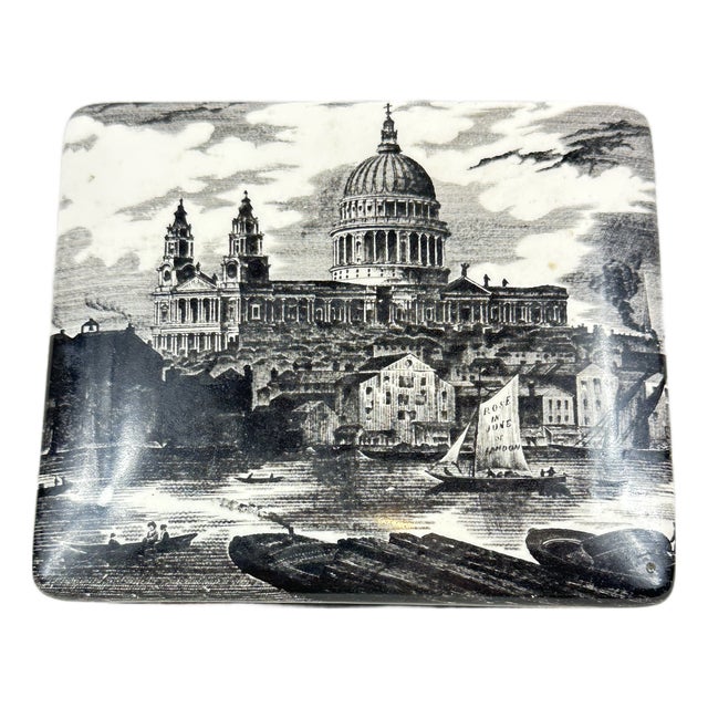 Vintage St. Paul’s Cathedral Cigarette/Trinket Box For Sale