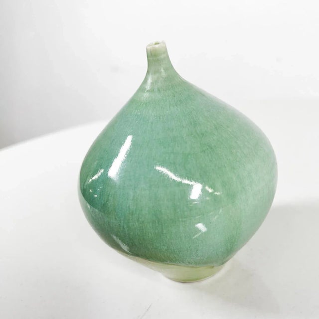 1970s 1970s Luscious Art Pottery Green Weed Pot Vase For Sale - Image 5 of 9