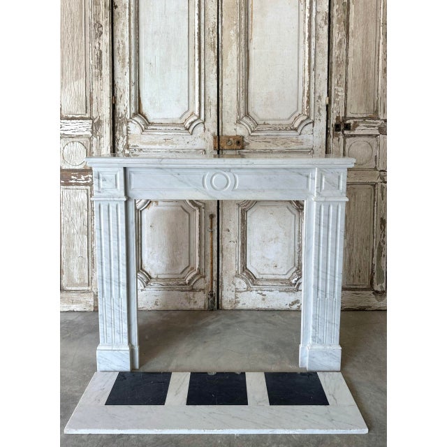 Small Carrara Marble Fireplace, 1900s For Sale - Image 14 of 14