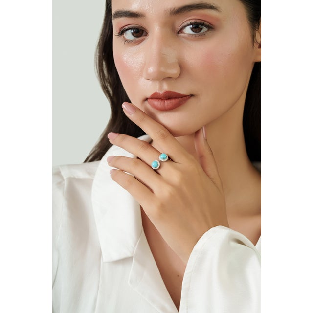 Modern Luxe 1.62ct Turquoise Diamond Toi Et Moi Open Ring in 14k Gold Szie 6 For Sale - Image 9 of 15