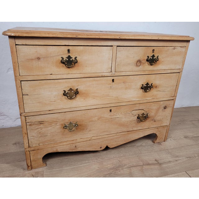 Victorian Chest of 5 Drawers in Pine, 1890s For Sale - Image 11 of 18