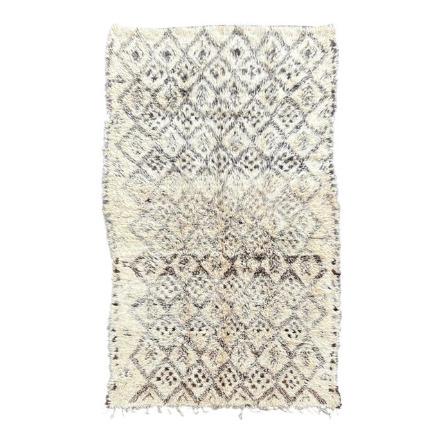Large Vintage Moroccan Beni Ouarain Marmoucha Rug – Hand Knotted Berber Wool Carpet – Ivory Tribal Atlas Rug For Sale