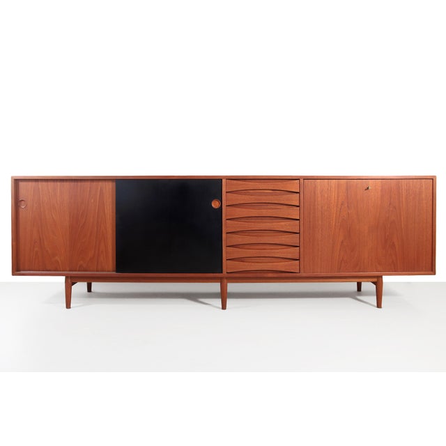 1950s Model 29 Sideboard in Teak by Arne Vodder for Sibast, Denmark, 1950s For Sale - Image 5 of 6