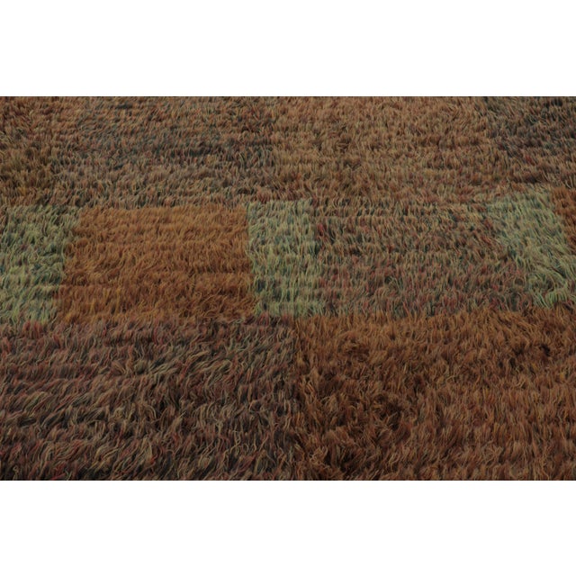1970s Vintage Swedish Rya Rug, Umber Brown Scandinavian Geometric Design - Rug & Kilim For Sale - Image 5 of 10