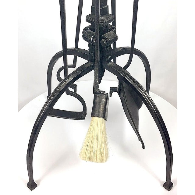 2020s "San Gimignano" Forged Shovel, Poker, Fire Tongs, Broom Fireplace Tools Set - 5 Pieces For Sale - Image 11 of 13
