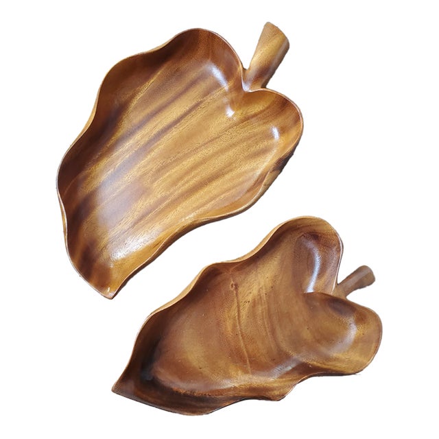 Leaf-Shaped Monkeypod Bowls - Pair For Sale