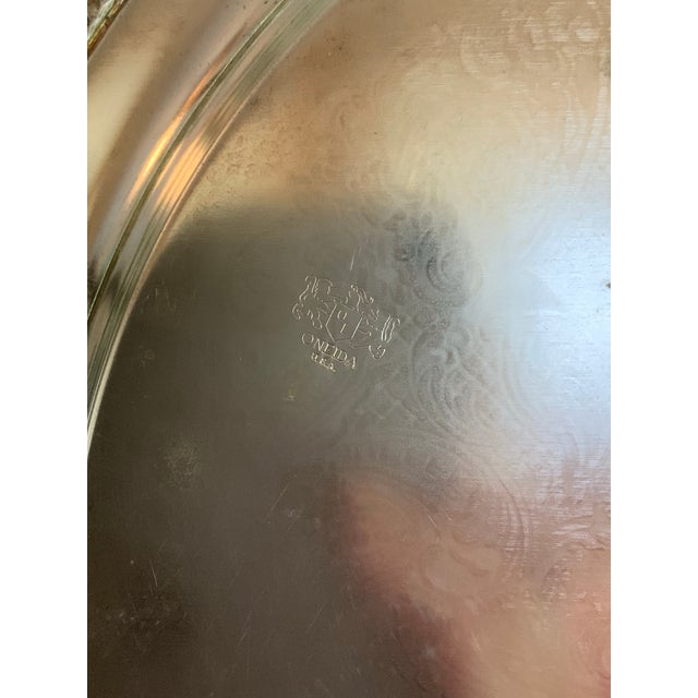 Silver Vintage Oneida Silverplate 12.5” Round Serving Tray. Vintage Barware, Bar Cart, Cottage Core & Palm Beach Regency - See Pics! For Sale - Image 8 of 8