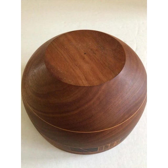 Japanese 1960s Intricately Pattern Turned Laminated Wood Bowl With Lid For Sale - Image 3 of 11
