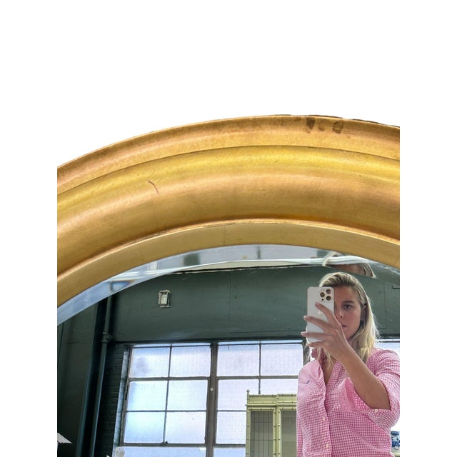 Mid 20th Century Large Round Hollywood Regency Mid 20th Century 60” Gilded Mirror For Sale - Image 5 of 11