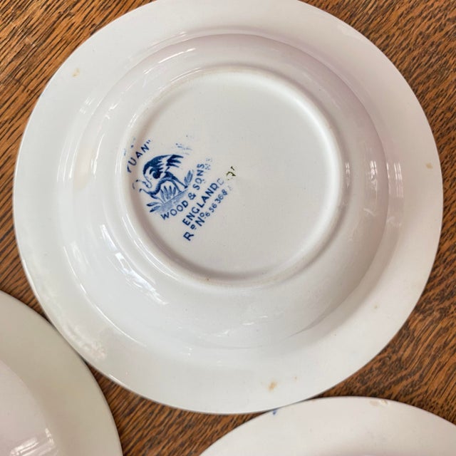 Ceramic Antique Blue and White Wood and Sons Made in England Bowls "Yuan" Pattern Set of 3 For Sale - Image 7 of 10
