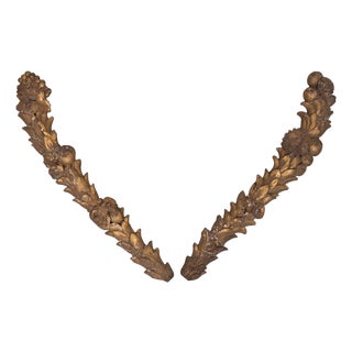 18th Century Italian Rococo Giltwood Appliques, 1750s, Set of 2 For Sale