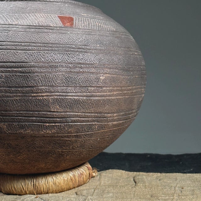 1920s Antique African Nupe Double Gourd Clay Water Jar With Stand For Sale - Image 5 of 9