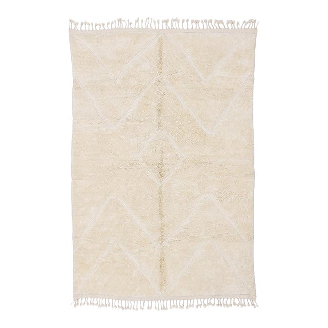 Tone-on-Tone Diamond Hand-Knotted Moroccan Wool Rug | 10'0" X 6'9" | One of a Kind For Sale