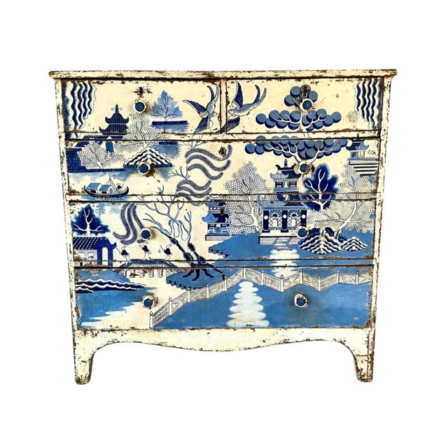 Early 19th Century George III Chinoiserie Painted Chest For Sale - Image 14 of 14