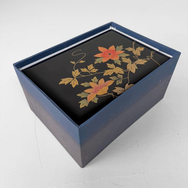 Japanese Aizu Lacquer Musical Jewellery Box, 1980s For Sale - Image 17 of 18